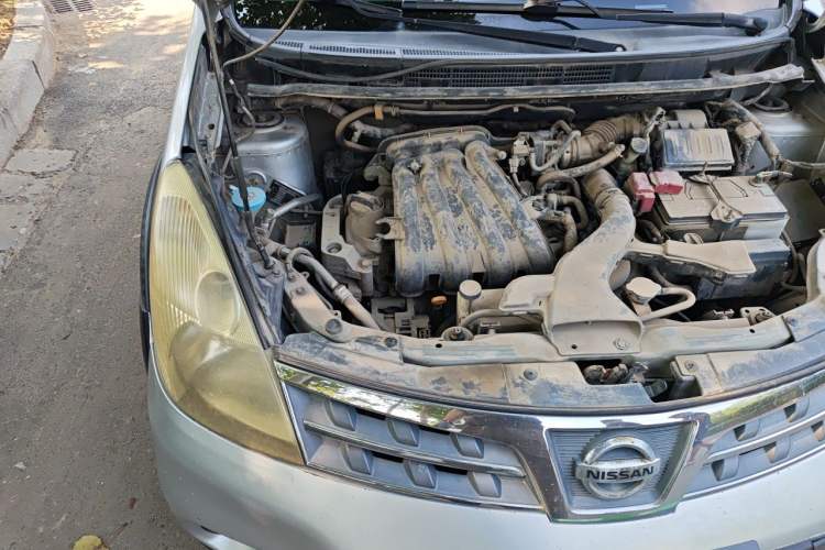 Used Nissan Livina 2010 Jingrui Edition 1.6L Automatic Smart Model Engine Bay Right