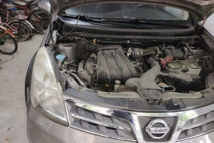 Used Nissan Livina 2010 JINRUI Edition 1.6L Automatic Standard Model Engine Bay Right