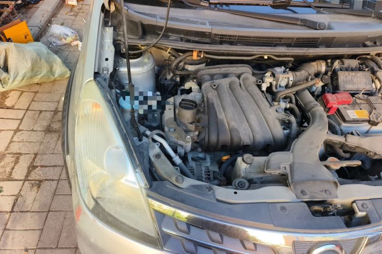 Used Nissan Livina 2010 Jingrui Edition 1.6L Automatic Smart Model Engine Bay Right