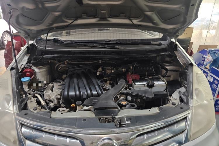 Used Nissan Livina 2010 Jingyue Edition 1.6L Automatic All-in-One Model Engine Bay