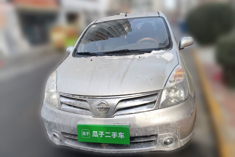 Used Nissan Livina 2010 Jingyue Edition 1.6L Manual All-Around Model Front