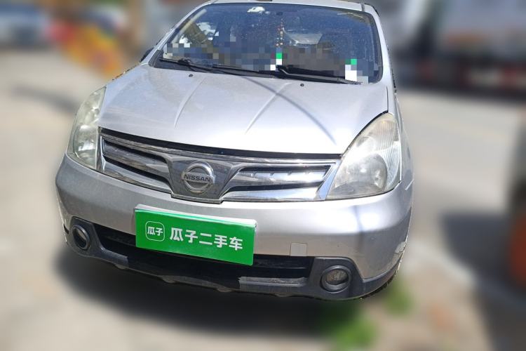 Used Nissan Livina 2010 Jingyue Edition 1.6L Automatic All-in-One Model Front