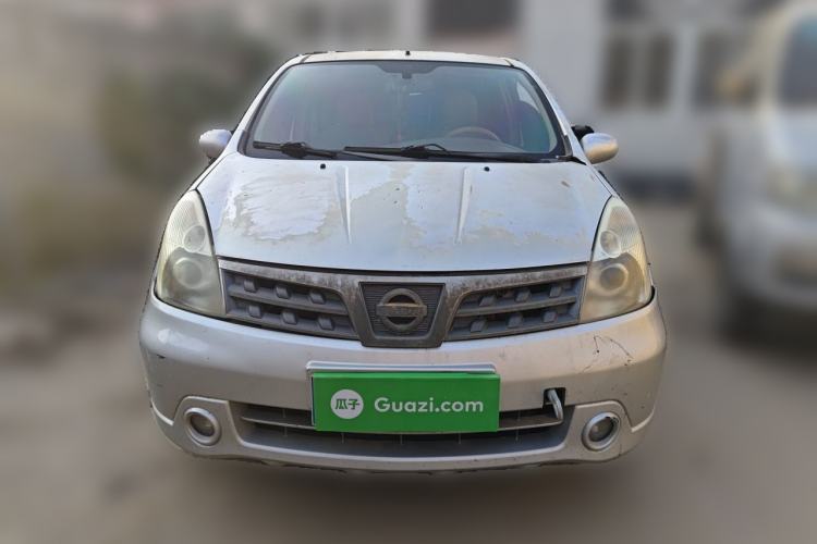 Used Nissan Livina 2010 Jingyue Edition 1.6L Manual All-Around Model Front