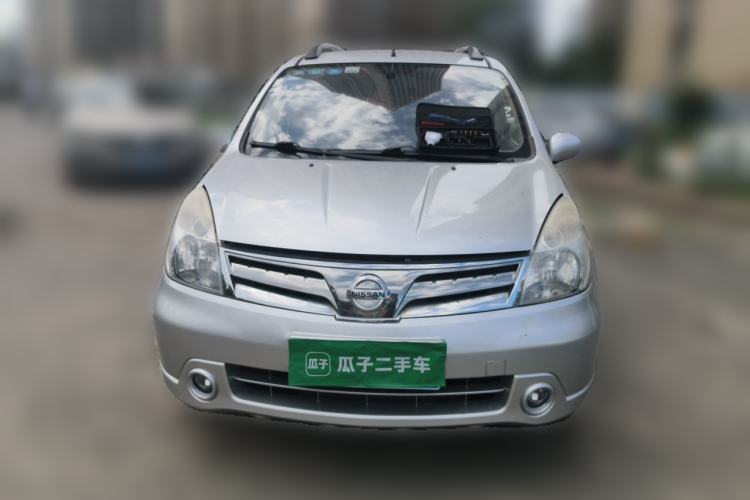 Used Nissan Livina 2010 Jingyue Edition 1.6L Manual All-Around Model Front