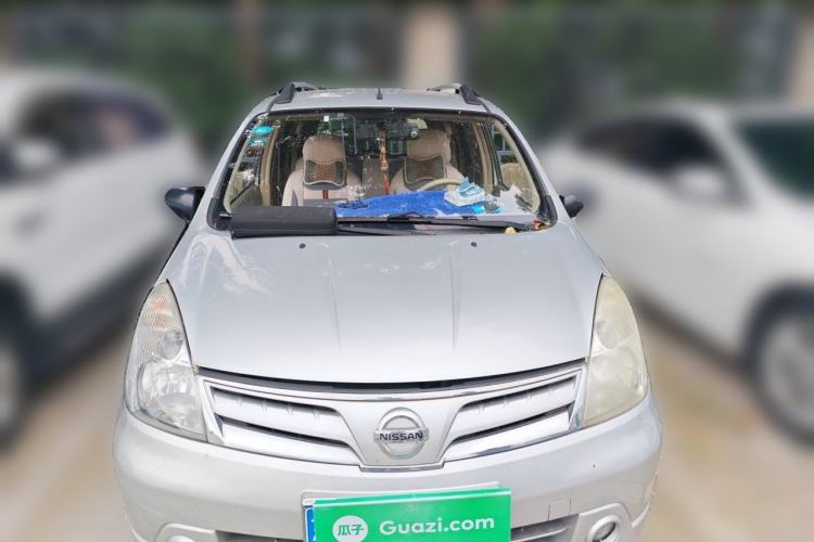 Used Nissan Livina 2010 Jingyue Edition 1.6L Manual All-Around Model Front