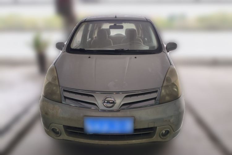 Used Nissan Livina 2010 Jingyue Edition 1.6L Manual All-Around Model Front