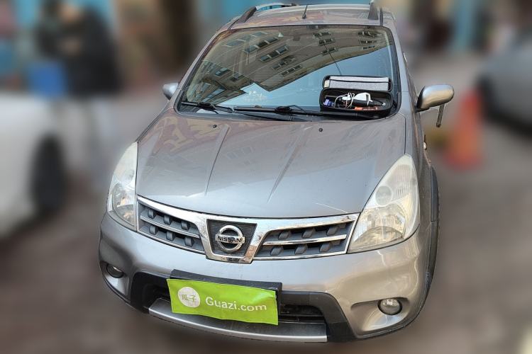 Used Nissan Livina 2010 Jingrui Edition 1.6L Manual Standard Model Front