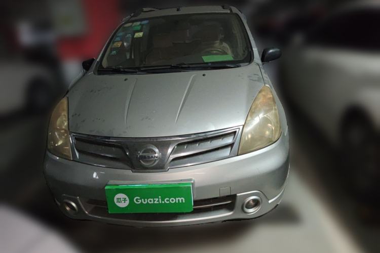 Used Nissan Livina 2010 Jingyue Edition 1.6L Manual All-Around Model Front