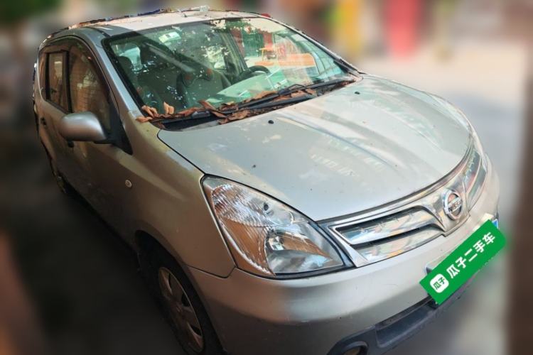 Used Nissan Livina 2010 Jingyue Edition 1.6L Manual All-Around Model Front Right 45 Deg
