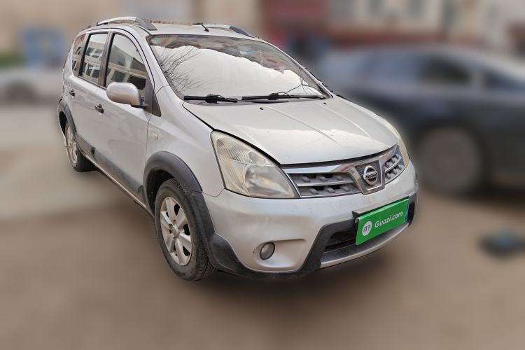 Used Nissan Livina 2010 JINRUI Edition 1.6L Automatic Standard Model Front Right 45 Deg