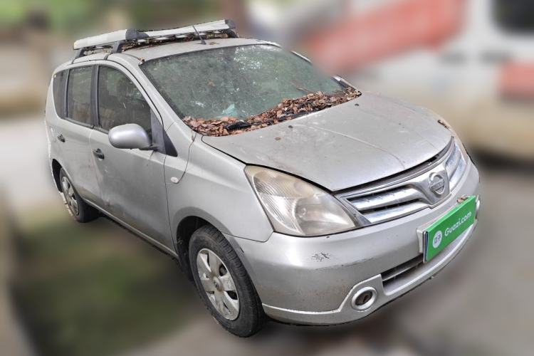 Used Nissan Livina 2010 Jingyue Edition 1.6L Automatic Supercharged Model Front Right 45 Deg