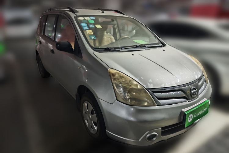 Used Nissan Livina 2010 Jingyue Edition 1.6L Manual All-Around Model Front Right 45 Deg