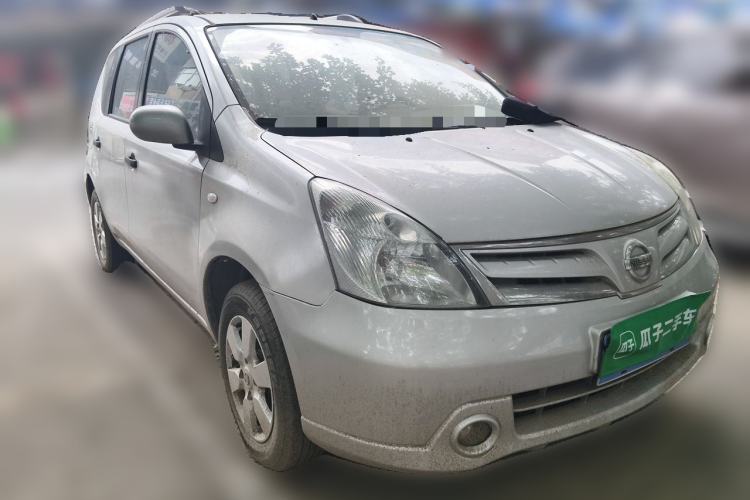 Used Nissan Livina 2010 Jingyue Edition 1.6L Manual All-Around Model Front Right 45 Deg