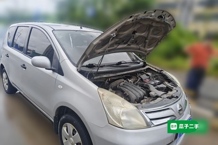 Used Nissan Livina 2010 Jingyue Edition 1.6L Automatic All-in-One Model Front Right 45 Deg