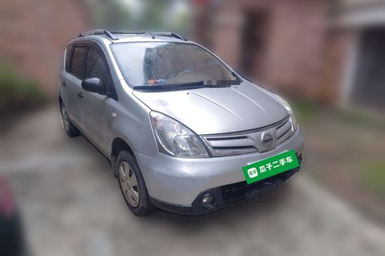 Used Nissan Livina 2010 Jingyue Edition 1.6L Manual All-Around Model Front Right 45 Deg