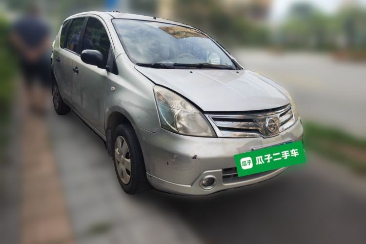 Used Nissan Livina 2010 Jingyue Edition 1.6L Manual All-Around Model Front Right 45 Deg