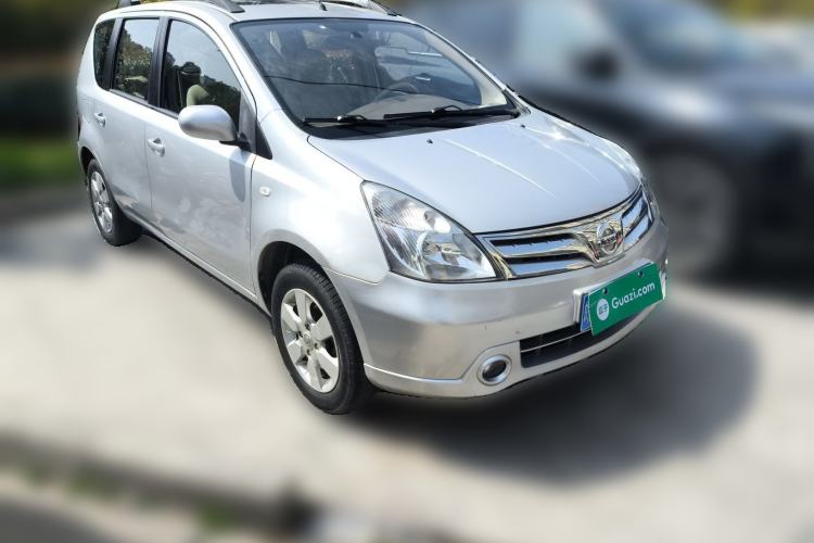 Used Nissan Livina 2010 Jingyue Edition 1.6L Manual All-Around Model Front Right 45 Deg