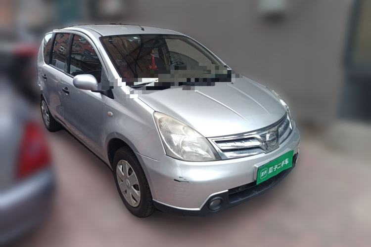 Used Nissan Livina 2010 Jingyue Edition 1.6L Manual All-Around Model Front Right 45 Deg