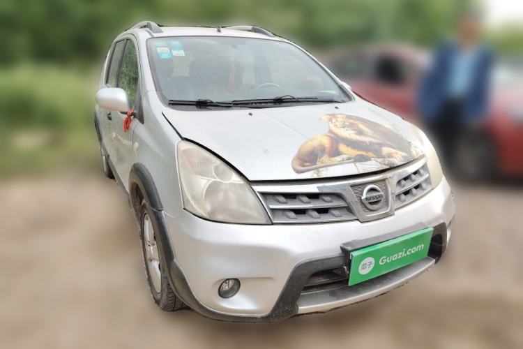 Used Nissan Livina 2010 Jingrui Edition 1.6L Manual Standard Model Front Right 45 Deg