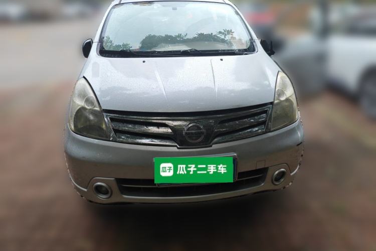 Used Nissan Livina 2010 Jingyue Edition 1.6L Manual Supercharged Model Front