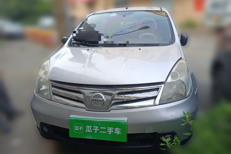 Used Nissan Livina 2010 Jingyue Edition 1.6L Automatic All-in-One Model Front