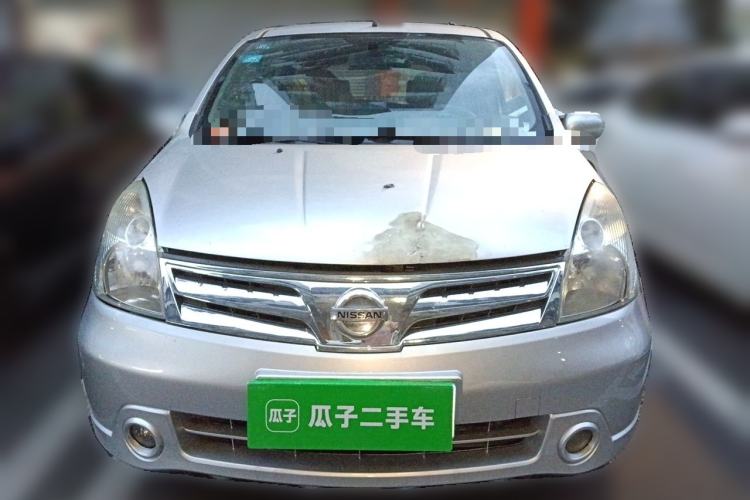 Used Nissan Livina 2010 Jingyue Edition 1.6L Automatic All-in-One Model Front
