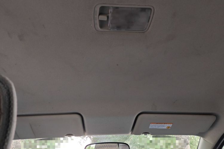 Used Nissan Livina 2010 JINRUI Edition 1.6L Automatic Standard Model Headliner