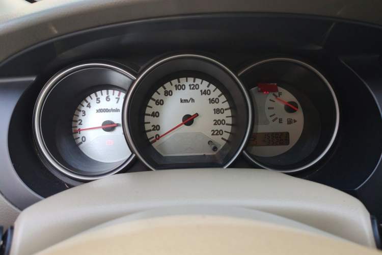 Used Nissan Livina 2010 Jingyue Edition 1.6L Automatic All-in-One Model Instrument Cluster