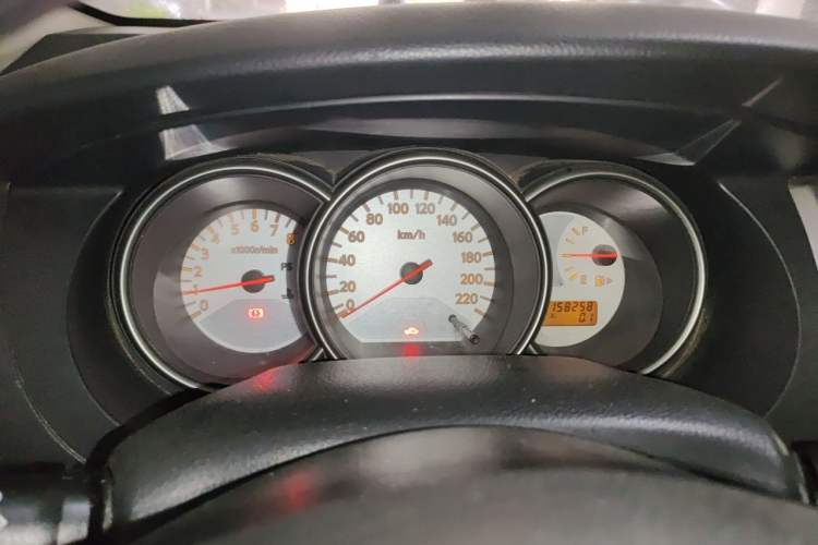 Used Nissan Livina 2010 JINRUI Edition 1.6L Automatic Standard Model Instrument Cluster