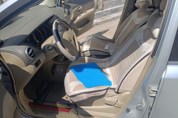 Used Nissan Livina 2010 Jingyue Edition 1.6L Automatic All-in-One Model Left Front Seat