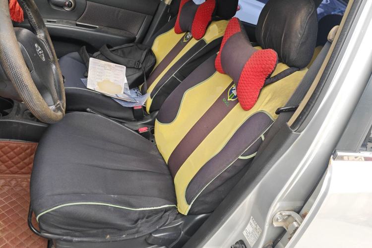 Used Nissan Livina 2010 Jingrui Edition 1.6L Manual Standard Model Left Front Seat