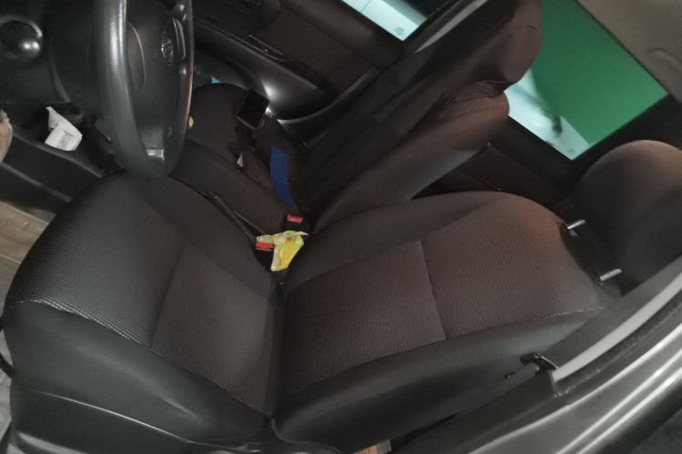 Used Nissan Livina 2010 Jingrui Edition 1.6L Manual Standard Model Left Front Seat