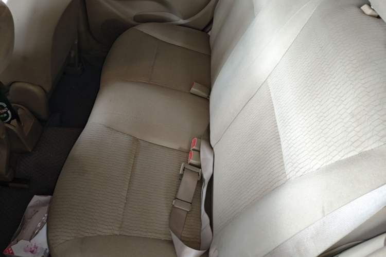 Used Nissan Livina 2010 Jingyue Edition 1.6L Automatic Supercharged Model Left Rear Seat