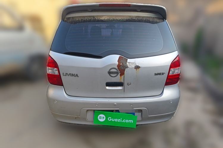 Used Nissan Livina 2010 Jingyue Edition 1.6L Manual All-Around Model Rear