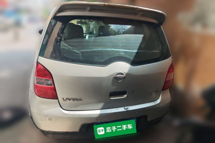 Used Nissan Livina 2010 Jingyue Edition 1.6L Manual All-Around Model Rear