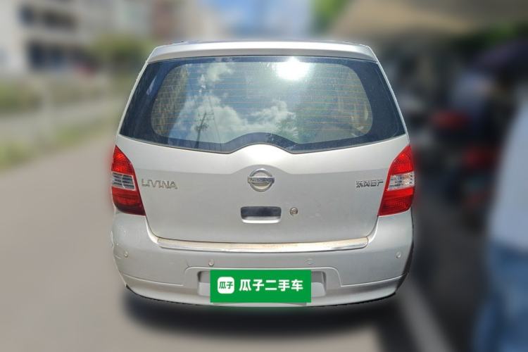 Used Nissan Livina 2010 Jingyue Edition 1.6L Manual All-Around Model Rear