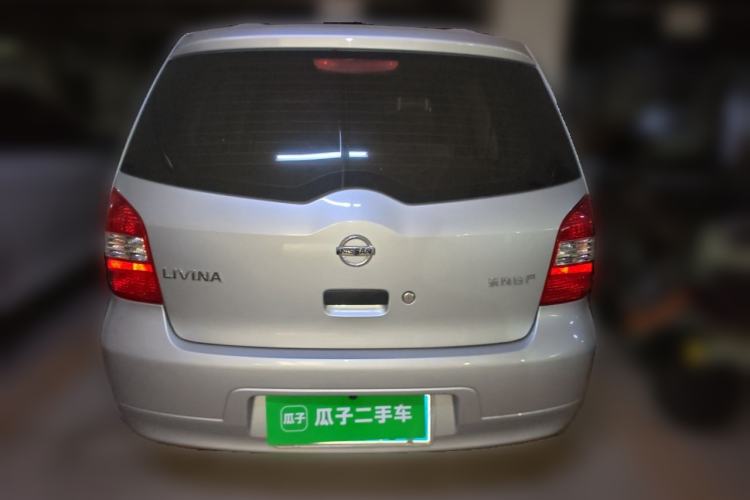 Used Nissan Livina 2010 Jingyue Edition 1.6L Manual All-Around Model Rear