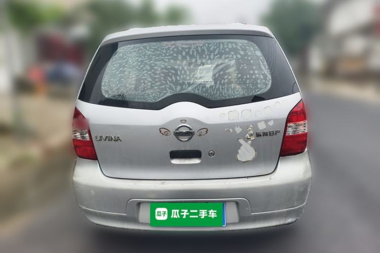 Used Nissan Livina 2010 Jingyue Edition 1.6L Manual All-Around Model Rear