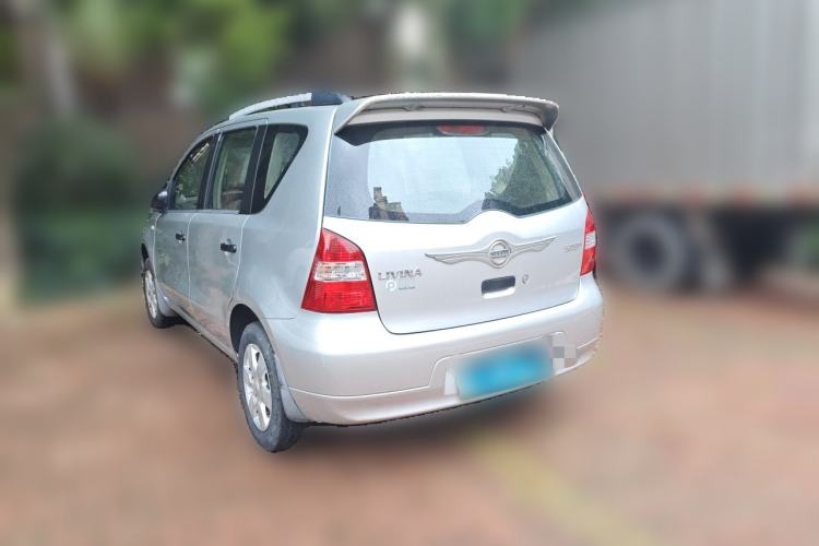 Used Nissan Livina 2010 Jingyue Edition 1.6L Manual Supercharged Model Rear Left 45 Deg