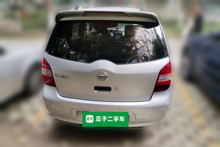 Used Nissan Livina 2010 Jingyue Edition 1.6L Manual All-Around Model Rear