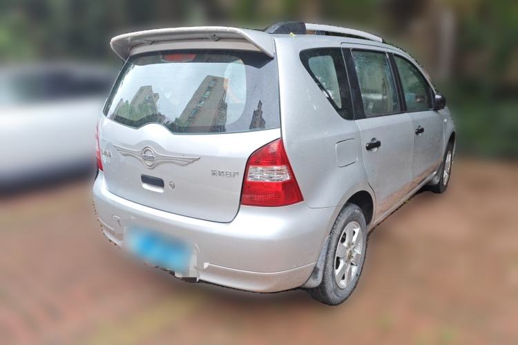 Used Nissan Livina 2010 Jingyue Edition 1.6L Manual Supercharged Model Rear Right 45 Deg