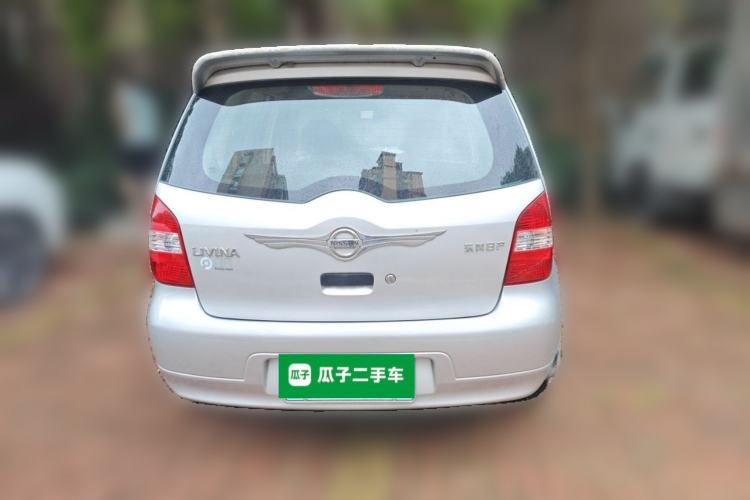 Used Nissan Livina 2010 Jingyue Edition 1.6L Manual Supercharged Model Rear