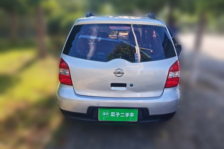 Used Nissan Livina 2010 Jingyue Edition 1.6L Manual All-Around Model Rear