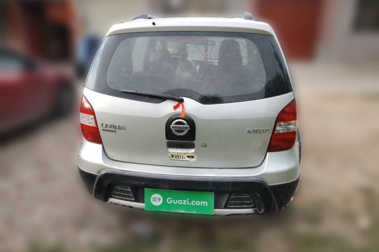 Used Nissan Livina 2010 Jingrui Edition 1.6L Manual Standard Model Rear