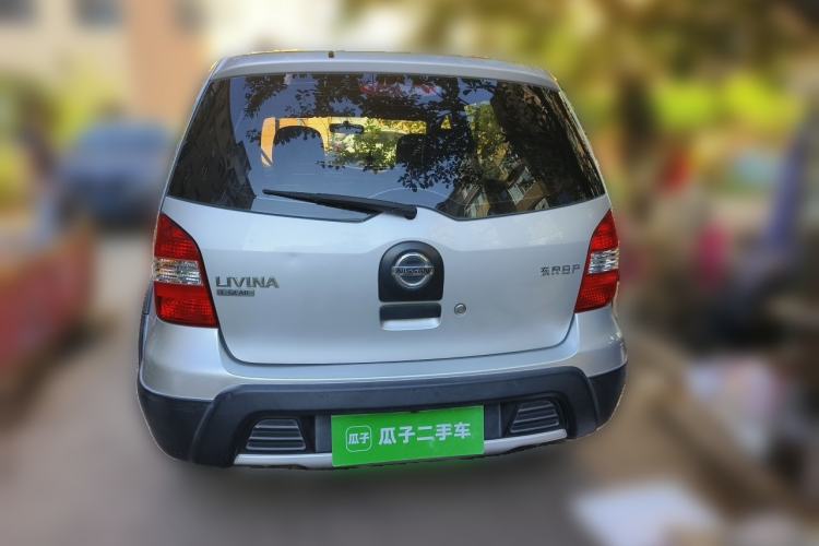 Used Nissan Livina 2010 Jingrui Edition 1.6L Automatic Smart Model Rear