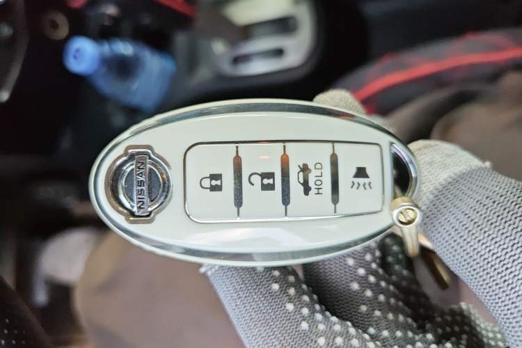 Used Nissan Livina 2010 Jingrui Edition 1.6L Automatic Smart Model Vehicle Key