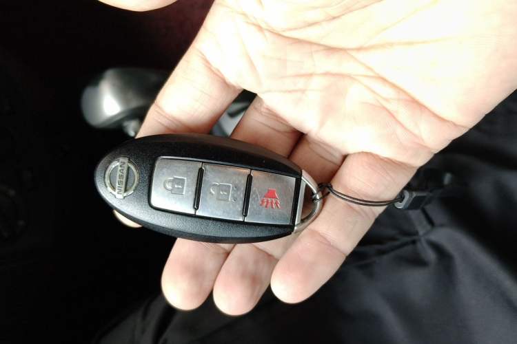 Used Nissan Livina 2010 Jingrui Edition 1.6L Automatic Smart Model Vehicle Key