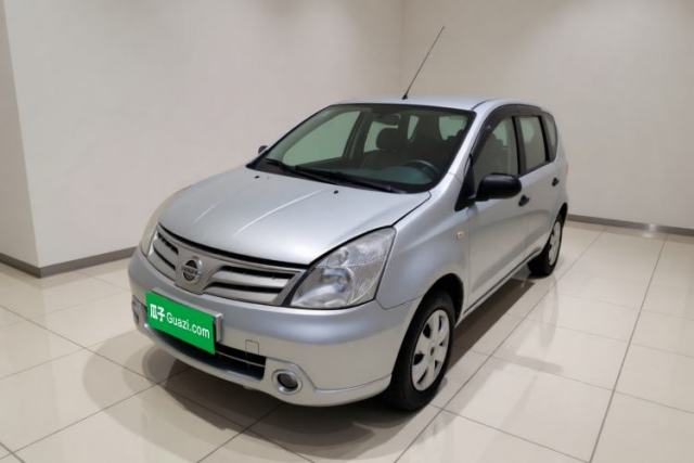 Ojetý Nissan Livina 2010 Jingyue Edition 1.6L Automatic All-in-One Model