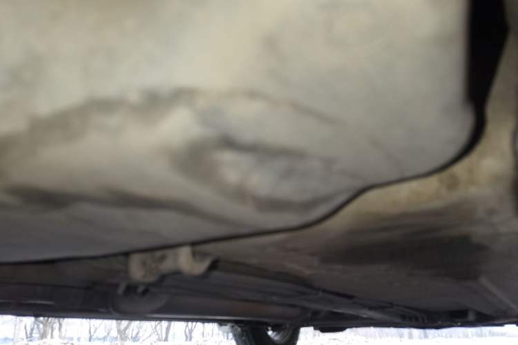 Used Nissan Livina 2010 Jingyue Edition 1.6L Manual All-Around Model Chassis Rear Right