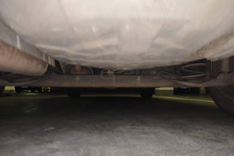 Used Nissan Livina 2010 Jingyue Edition 1.6L Automatic Supercharged Model Chassis Rear